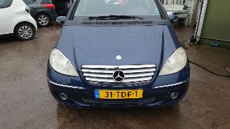 Mercedes A-klasse W169 A180CDI 640940 Blauw 375 onderdelen picture 9