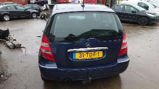 Mercedes A-klasse W169 A180CDI 640940 Blauw 375 onderdelen picture 3