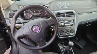 Fiat Grande Punto 2009 1.2i 199A4 Blauw 475 onderdelen picture 12
