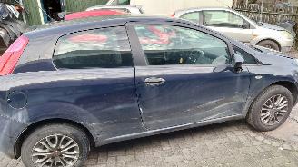 Fiat Grande Punto 2009 1.2i 199A4 Blauw 475 onderdelen picture 4