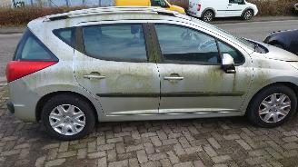 Peugeot 207 2010 1.4 VTi 8FS Grijs EZR onderdelen picture 6