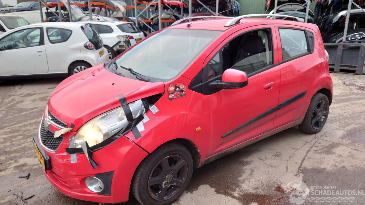 Chevrolet Spark 2011 1.0 16v B10D1 Rood onderdelen