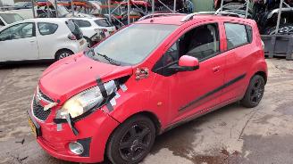 Autoverwertung Chevrolet Spark 2011 1.0 16v B10D1 Rood onderdelen 2011/7