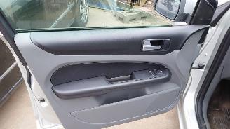 Ford Focus 2 2009 1.6 TDCI G8DC Grijs 03 Moondust Silver onderdelen picture 10
