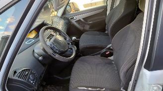 Citroën C4-picasso 2008 1.6 VTi 5FW Wit EWPA onderdelen picture 10