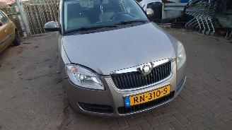 Skoda Fabia 5J 2009 1.2 12v CGPA LVG Grijs LF8H onderdelen picture 7