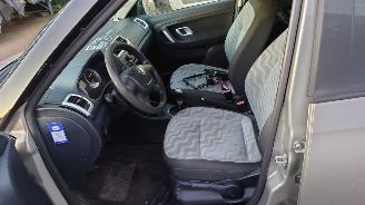 Skoda Fabia 5J 2009 1.2 12v CGPA LVG Grijs LF8H onderdelen picture 11