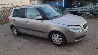 Skoda Fabia 5J 2009 1.2 12v CGPA LVG Grijs LF8H onderdelen picture 6