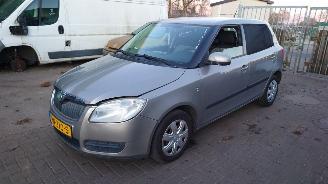 Auto da rottamare Skoda Fabia 5J 2009 1.2 12v CGPA LVG Grijs LF8H onderdelen 2009/10