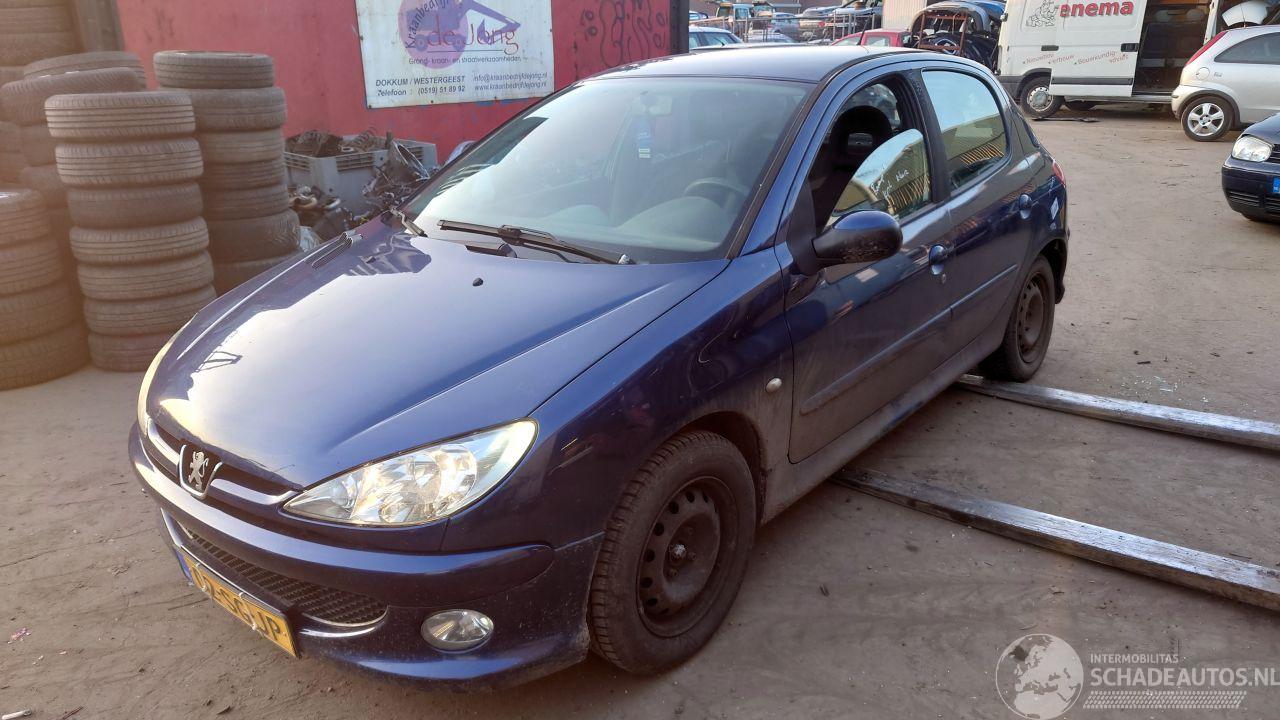 Peugeot 206 2006 1.4 HDI 8HZ Blauw KPL onderdelen