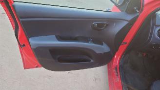 Hyundai I-10 2009 1.1 12v G4HG Rood H4 onderdelen picture 17