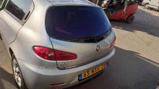 Alfa Romeo 147 2005 1.6 16v AR37203 Grijs VR603 onderdelen picture 4