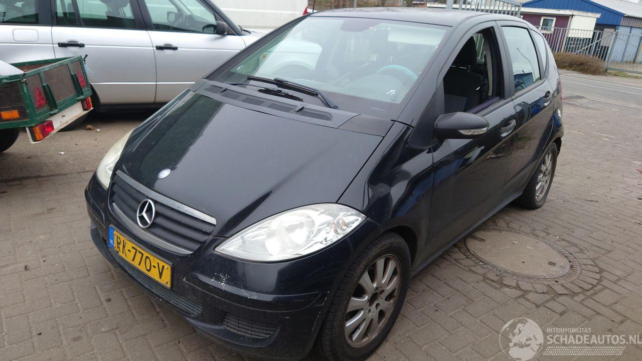 Mercedes A-klasse W169 2006 A180 CDI 640940 Zwart 191 onderdelen