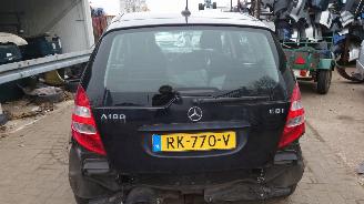 Mercedes A-klasse W169 2006 A180 CDI 640940 Zwart 191 onderdelen picture 4