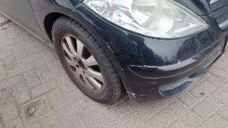 Mercedes A-klasse W169 2006 A180 CDI 640940 Zwart 191 onderdelen picture 11