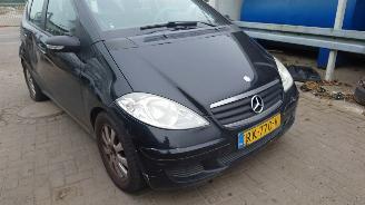 Mercedes A-klasse W169 2006 A180 CDI 640940 Zwart 191 onderdelen picture 10