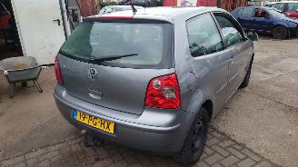 Volkswagen Polo 9N1 2004 1.4 16v BBY GRZ Grijs LD7W onderdelen picture 5