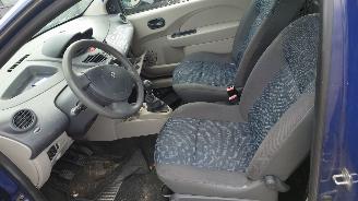 Renault Twingo 2 2008 1.2i D7FA8 Blauw OV460 onderdelen picture 12