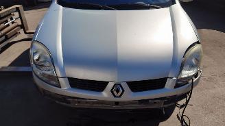 Renault Kangoo 2003 1.6 16v K4MA752 Grijs TEB64 onderdelen picture 9