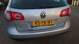 Volkswagen Passat B6 2006 Grijs 2.0 FSI BVY JCP onderdelen picture 4