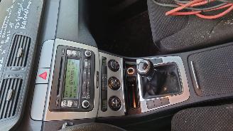 Volkswagen Passat B6 2006 Grijs 2.0 FSI BVY JCP onderdelen picture 13