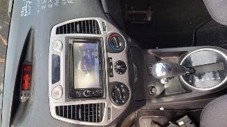 Hyundai I-20 2010 1.4 16v G4FA Zwart FR onderdelen picture 19