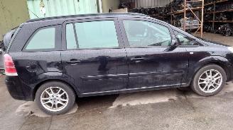Opel Zafira B 2006 1.8 16 Z18XER Zwart z20r onderdelen picture 8