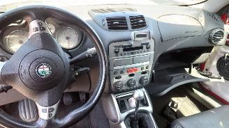 Alfa Romeo GT 2006 1.8 16v 2006 Rood onderdelen picture 12