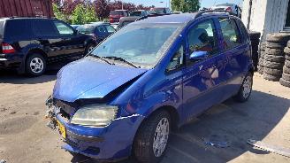 Salvage car Fiat Idea 2006 1.4 16v 843A1 Blauw 599/A onderdelen 2006/6