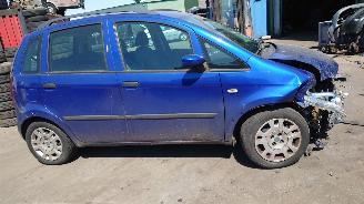Fiat Idea 2006 1.4 16v 843A1 Blauw 599/A onderdelen picture 6