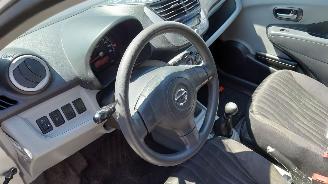 Nissan Pixo 2010 1.0 12v K10B Grijs Z2S onderdelen picture 16