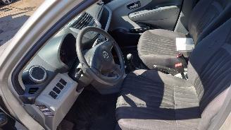 Nissan Pixo 2010 1.0 12v K10B Grijs Z2S onderdelen picture 14