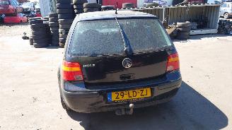 Volkswagen Golf 4 2002 1.4 16v AXP DUW Zwart LC9Z onderdelen picture 5