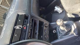 Volkswagen Golf 4 2002 1.4 16v AXP DUW Zwart LC9Z onderdelen picture 13