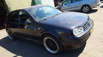 Volkswagen Golf 4 2002 1.4 16v AXP DUW Zwart LC9Z onderdelen picture 7