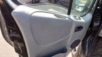 Renault Trafic 2006 2.5 DCi G9U630 Zwart TED68 onderdelen picture 12