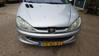 Peugeot 206 2004 1.4 16v KFU Grijs EZRC onderdelen picture 8