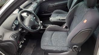 Peugeot 206 2004 1.4 16v KFU Grijs EZRC onderdelen picture 12