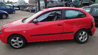 Seat Ibiza 6L 2004 1.4 16v BBY GRZ Rood LP3G onderdelen picture 2