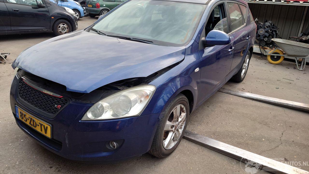 Kia Ceed 2008 1.6CRDi D4FBF Blauw A8 onderdelen