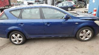 Kia Ceed 2008 1.6CRDi D4FBF Blauw A8 onderdelen picture 7