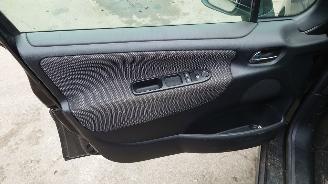 Peugeot 207 2007 1.6 VTi 5FW Zwart EXL onderdelen picture 11