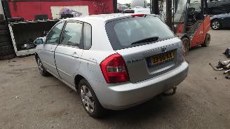 Kia Cerato 2007 1.6 16v G4ED Grijs onderdelen picture 4