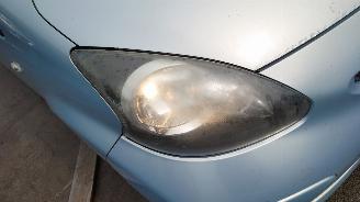 Toyota Aygo 2006 1.0 12v 1KRFE Blauw 8R0 onderdelen picture 10