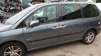 Peugeot 807 2007 2.0 HDi 16v RHR Grijs EZW onderdelen picture 2