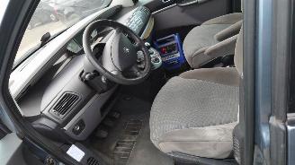 Peugeot 807 2007 2.0 HDi 16v RHR Grijs EZW onderdelen picture 14