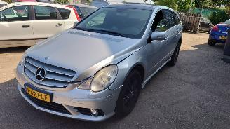 demontáž osobní automobily Mercedes R-klasse W251 2008 320CDI 642950 Grijs 775 onderdelen 2008/1
