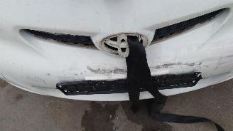 Toyota Aygo 2010 1.0 12v 1KRFE Wit 068 onderdelen picture 9