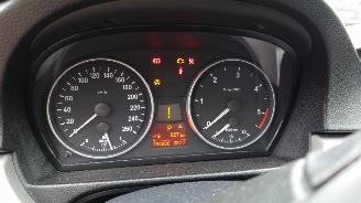 BMW 3-serie E90 2007 325D 306D3 M57 Zwart 475 onderdelen picture 25