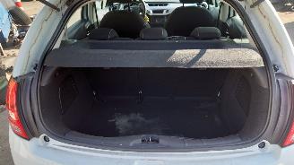 Citroën C3 SC 2010 1.4 VTi 8FP Wit EWP onderdelen picture 6